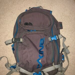 Dakine Heli pack
